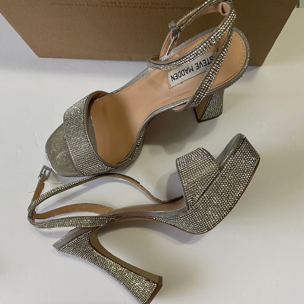 Steve Madden Women's Lashed-R Platform Dress Sandals